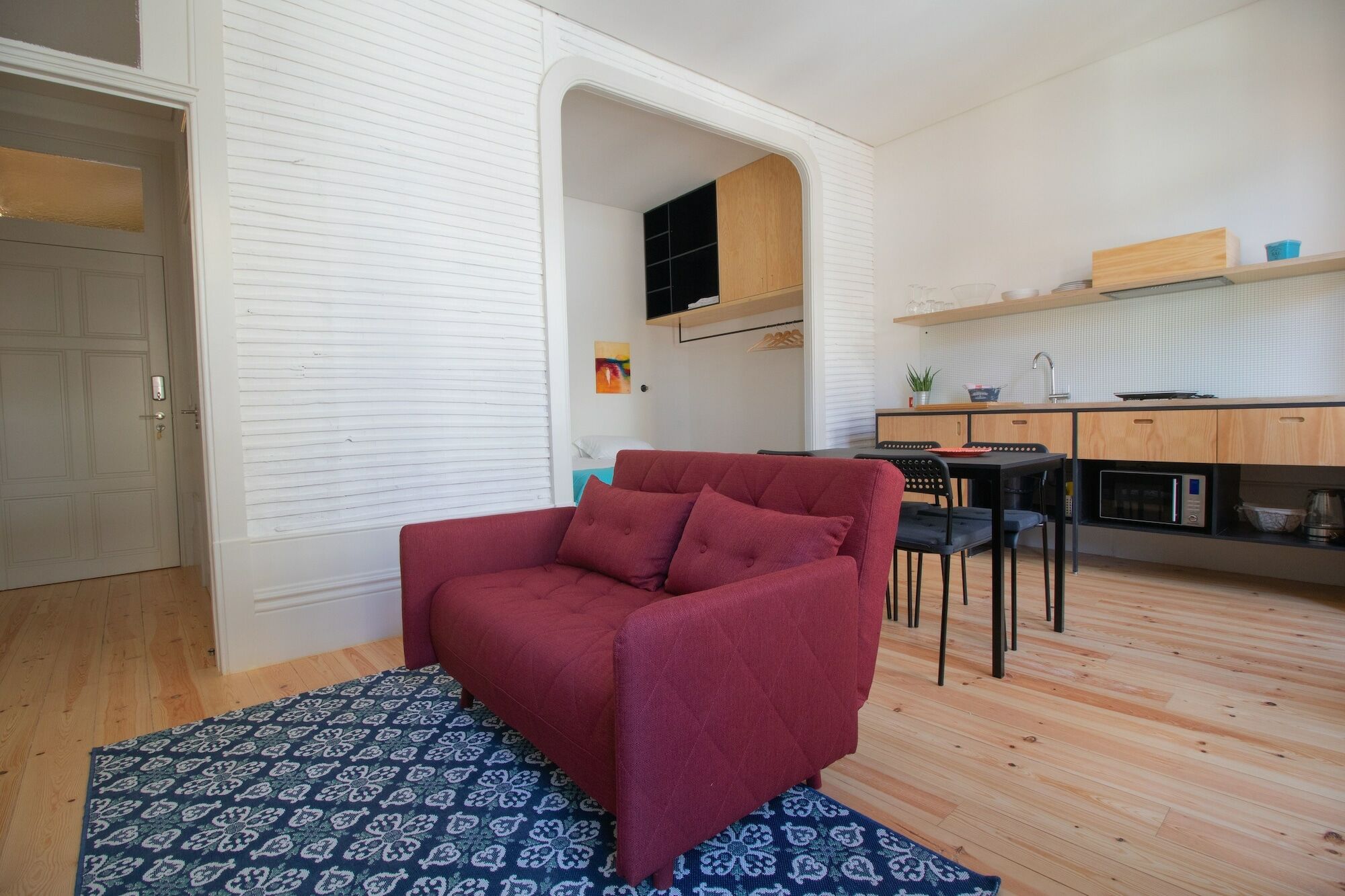 Apartment Step In